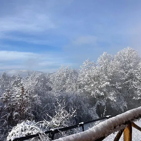 Zrubovy Dom Na Samote - Hodrusa Hamre