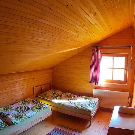 Zrubovy Dom Na Samote - Chalet