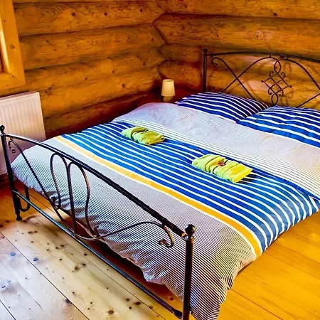 Zrubovy Dom Na Samote - Chalet *