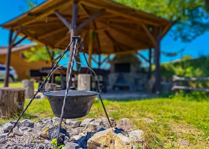 Zrubovy Dom Na Samote - Chalet Hodrusa Hamre